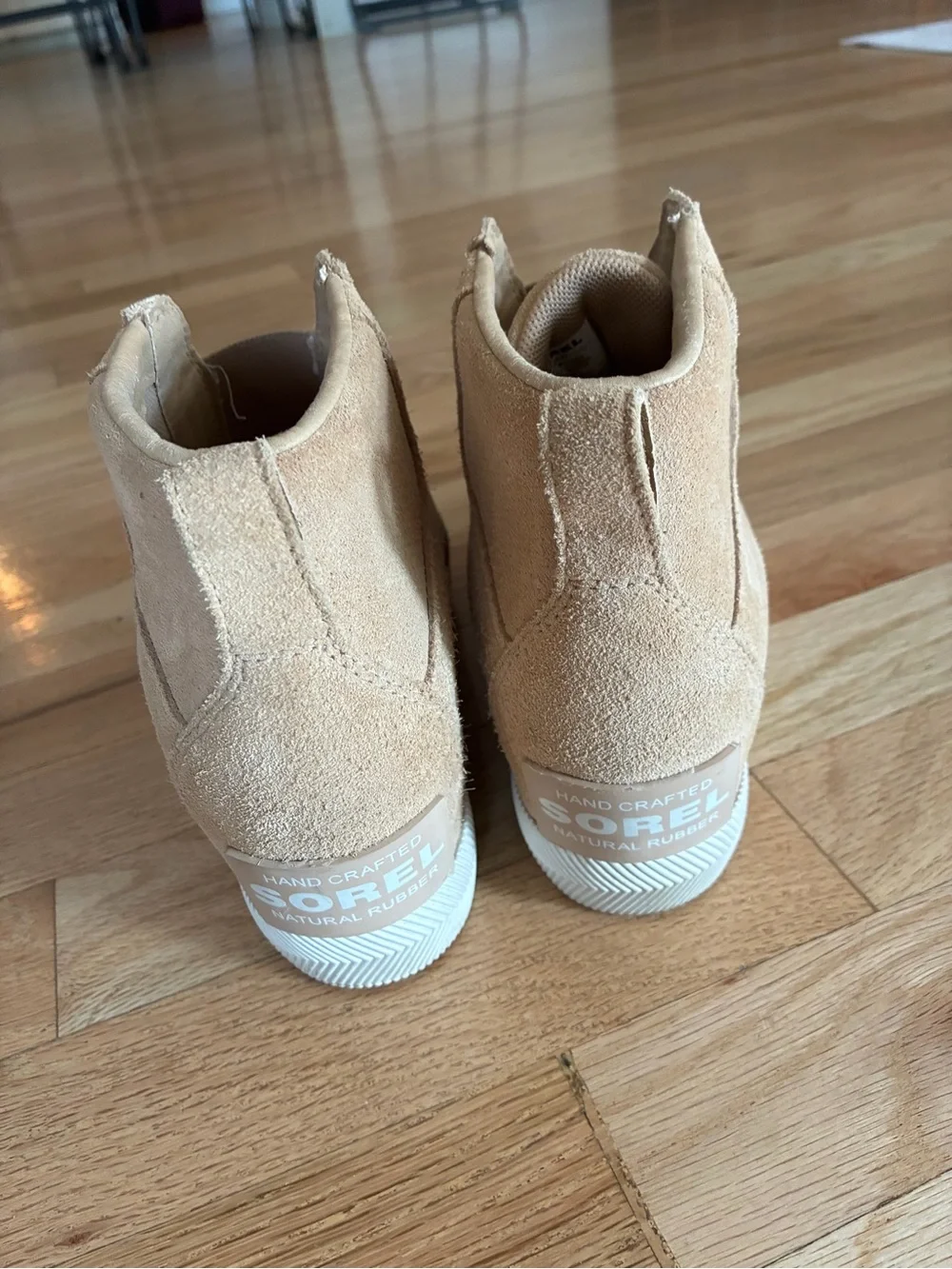 Sorel stylish tan